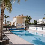 Sunset Private Complex Heated Pool 别墅