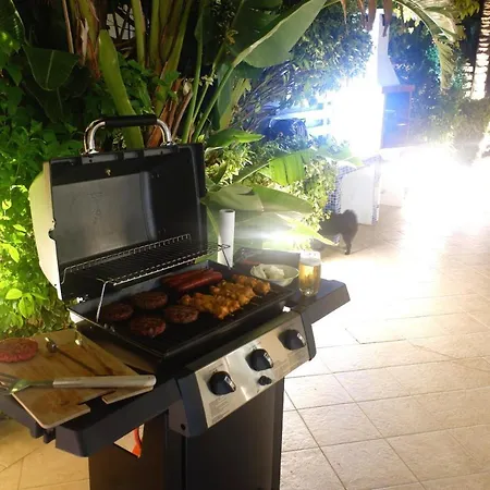 Sunset Private Complex Heated Pool וילה