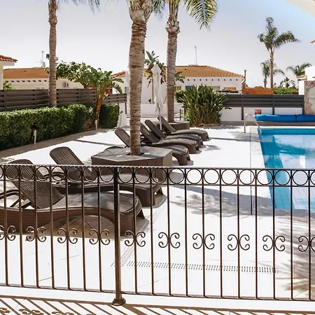 Sunset Private Complex Heated Pool