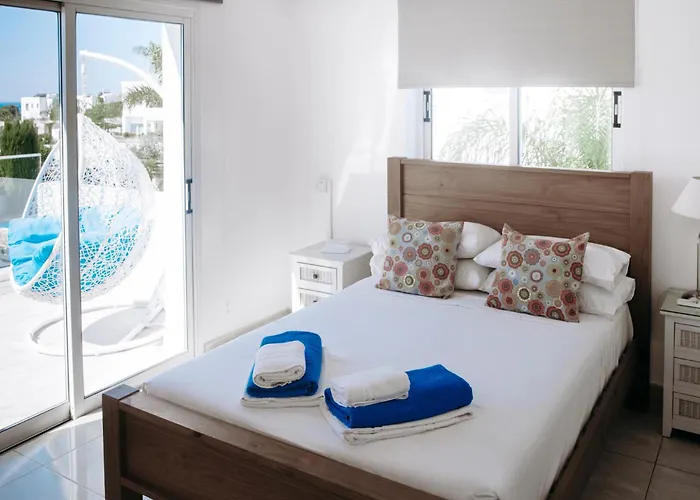 Sunset Private Complex Heated Pool 圣纳帕