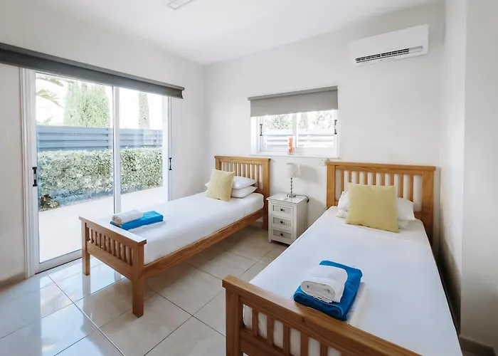 别墅 Sunset Private Complex Heated Pool 圣纳帕