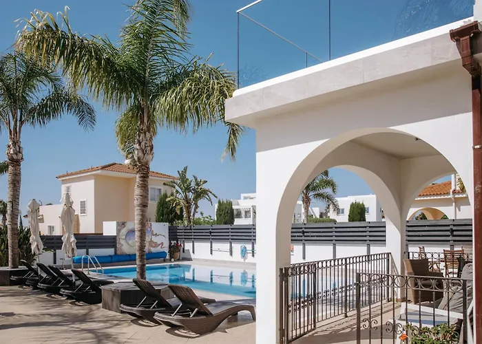 Sunset Private Complex Heated Pool *