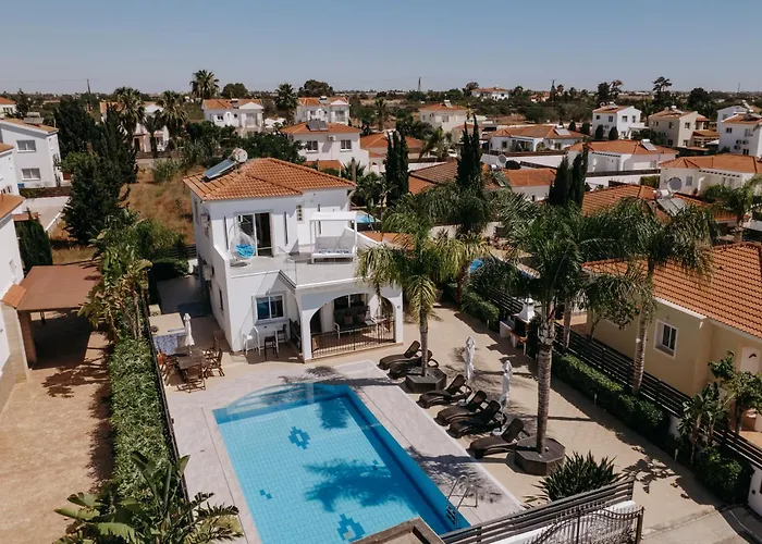 Villa Sunset Private Complex Heated Pool