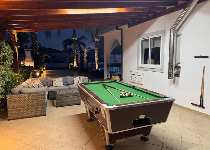 Sunset Private Complex Heated Pool 圣纳帕